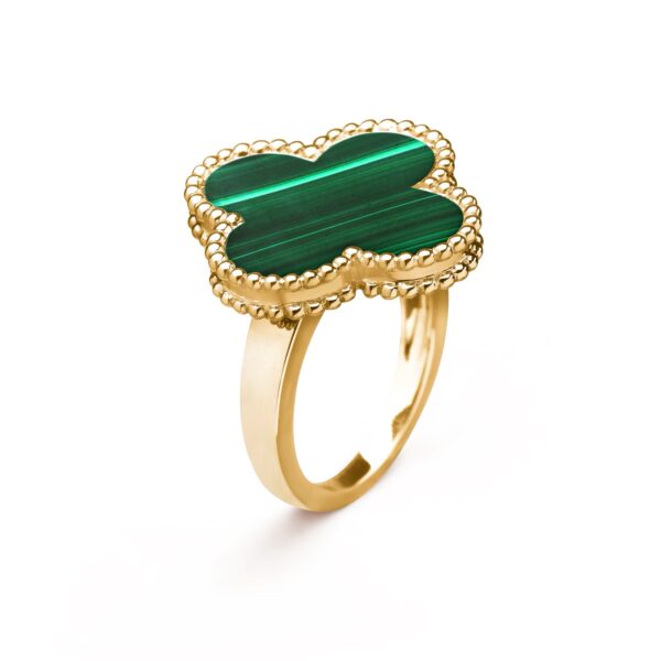 Van cleef Magic Alhambra ring